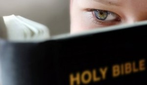 leyendo-la-biblia